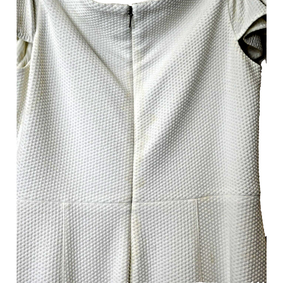 Rebecca Taylor Fit and Flare Dress Size 8 White Short Flutter Sleeve Textured - Picture 7 of 7